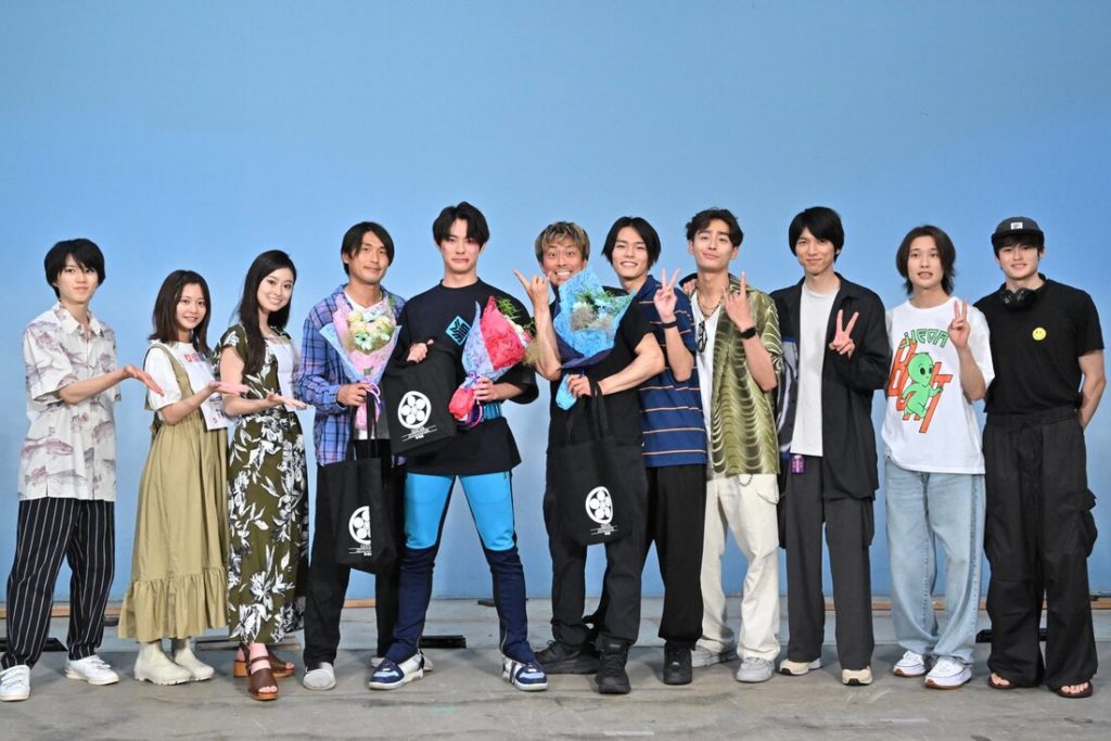 Filmagens de Kamen Rider Revice e Ultraman Decker chegam ao fim