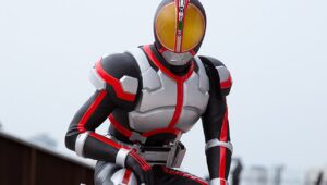 Kamen Rider 555 estreia no Brasil hoje no canal da Tokusato