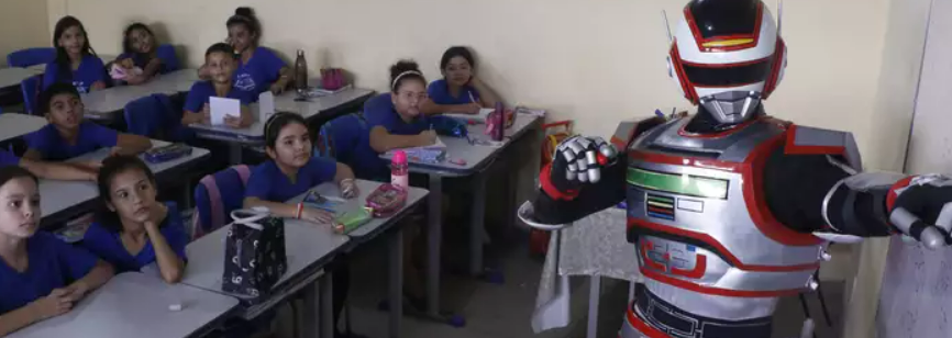 Alunos aprendem matemática com Professor Jaspion no Pará