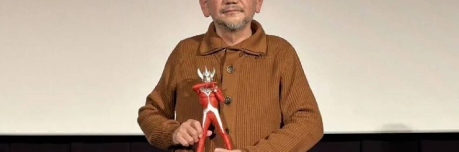 Hideaki Anno, diretor de Kamen Rider, declara o seu amor por Ultraman Taro