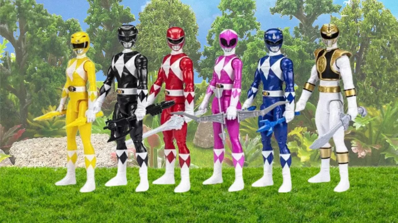 Hasbro e Playmates prometem reinventar os Power Rangers em 2025