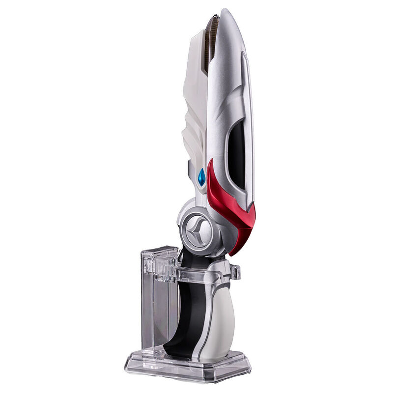 Arma lendária de Ultraman Nexus volta em edição especial com sons e falas icônicas