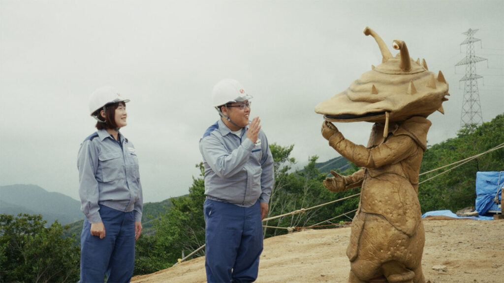 Kanegon visita canteiro de obras em novo comercial da Kansai Electric