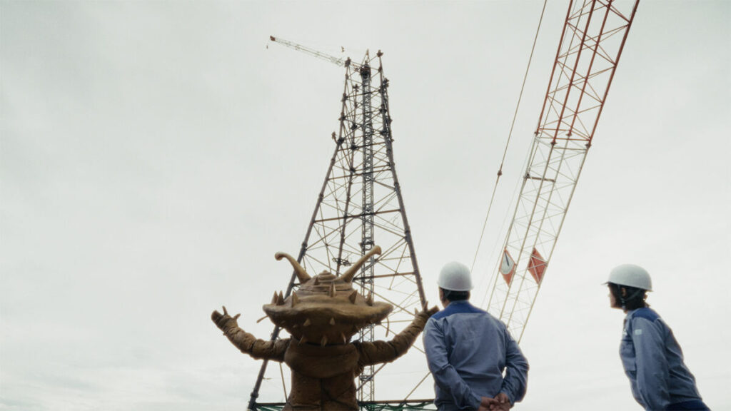 Kanegon visita canteiro de obras em novo comercial da Kansai Electric