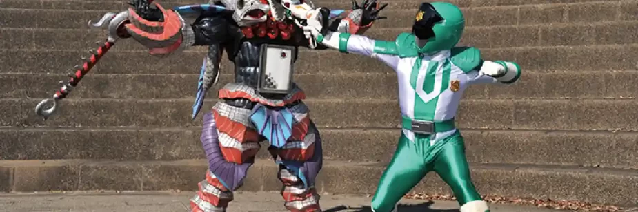 Personagem de Super Sentai inspira salmão grelhado para o Natal