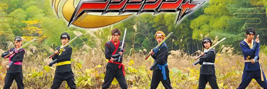 Ninninger volta em evento de 10 anos com elenco original