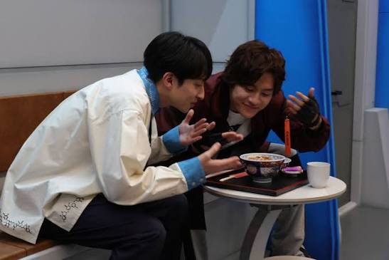 Bastidores de Gavan Infinity e Kamen Rider Zeztz revelam outro lado dos filmes