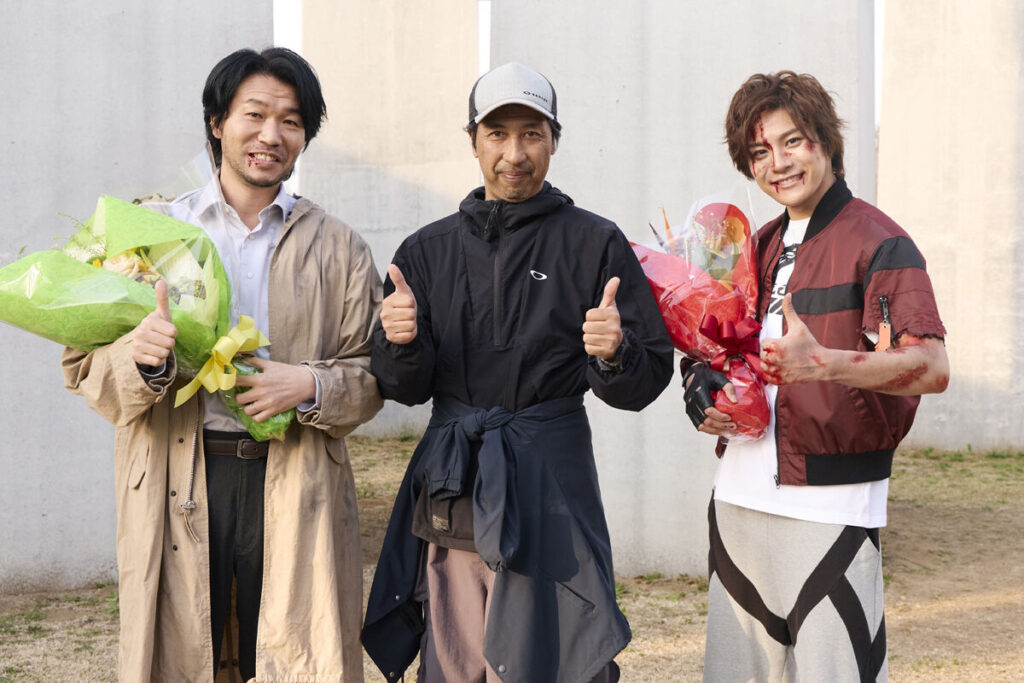 Bastidores de Gavan Infinity e Kamen Rider Zeztz revelam outro lado dos filmes