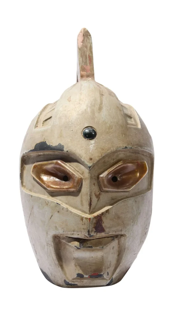 Leilão de Ultraman tem peças que podem valer milhares de dólares