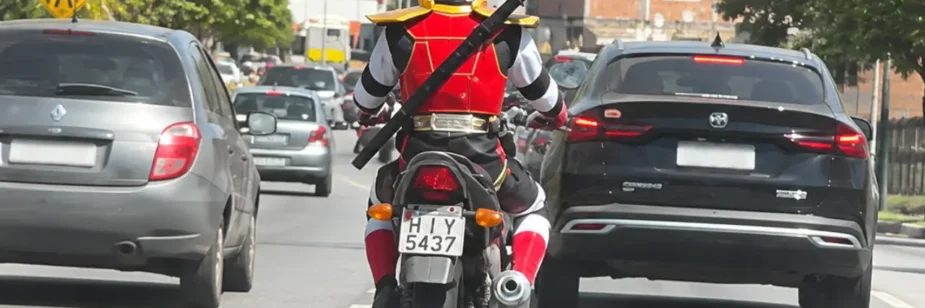 “Agora BH está protegida”: Jiraiya de moto viraliza nas redes