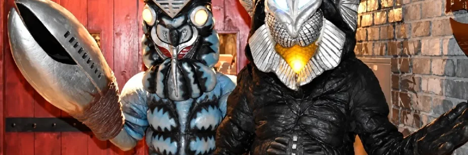 Bar de Ultraman renova coleção de porta-copos de monstros