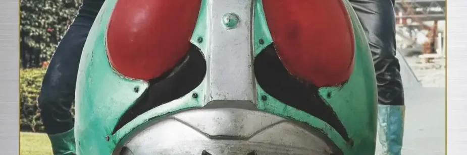 Fotos raras dos 98 episódios de Kamen Rider chegam a novo livro