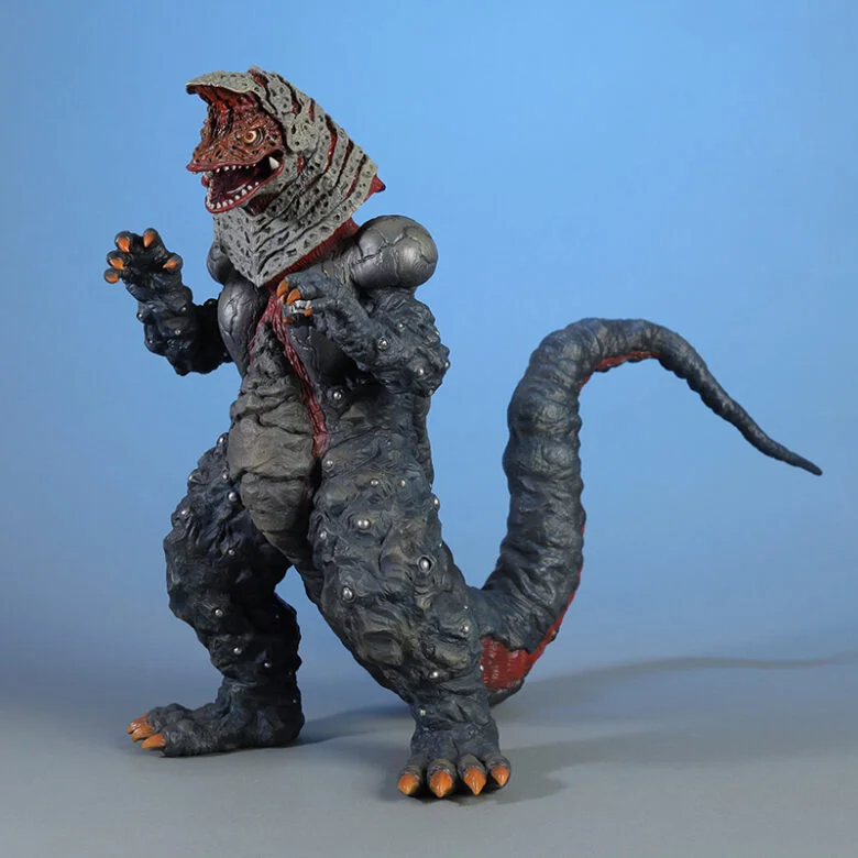 Golza ganha boneco exclusivo pelos 30 anos de Ultraman Tiga