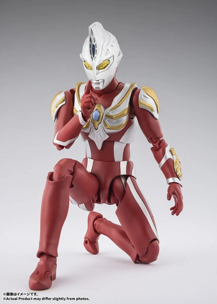 Ultraman Max finalmente ganha boneco com raio e espada