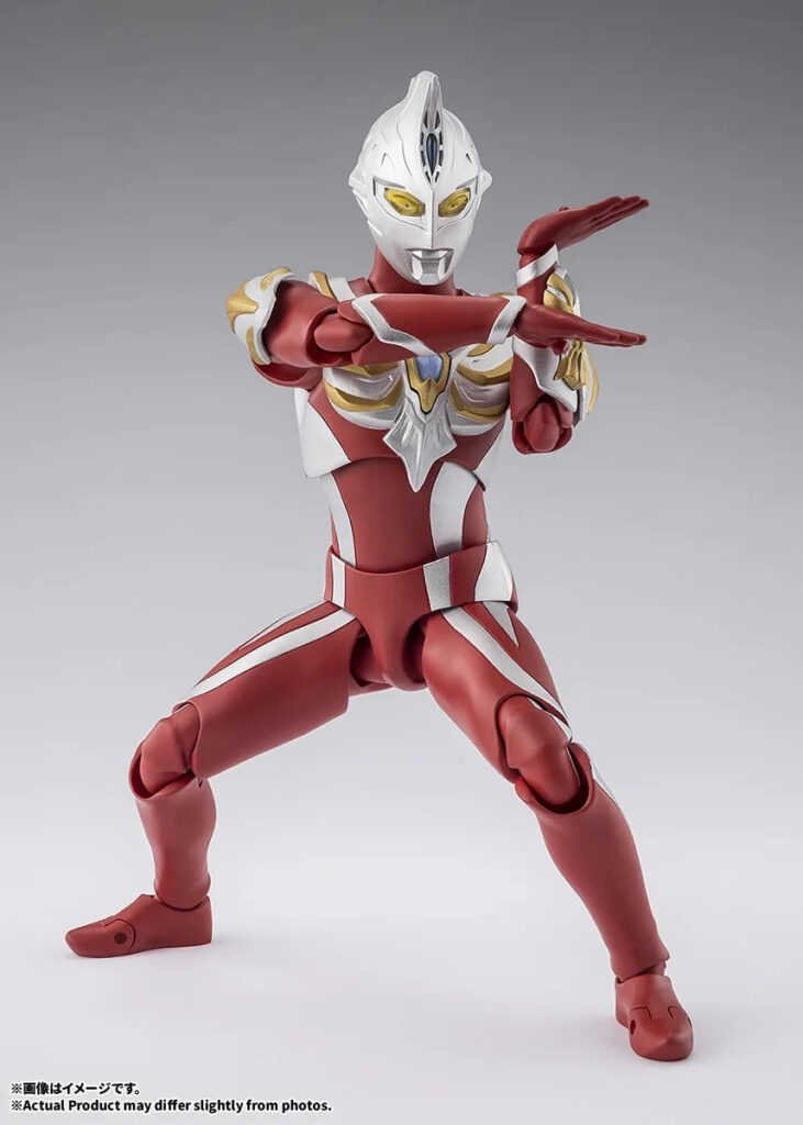 Ultraman Max finalmente ganha boneco com raio e espada