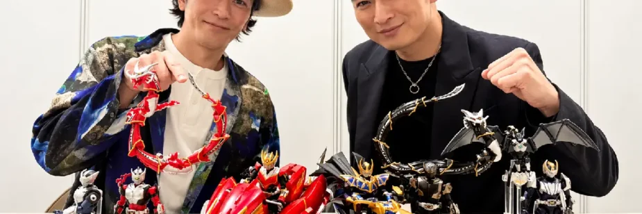 Atores de Kamen Rider Ryuki e Knight se reencontram na Indonésia