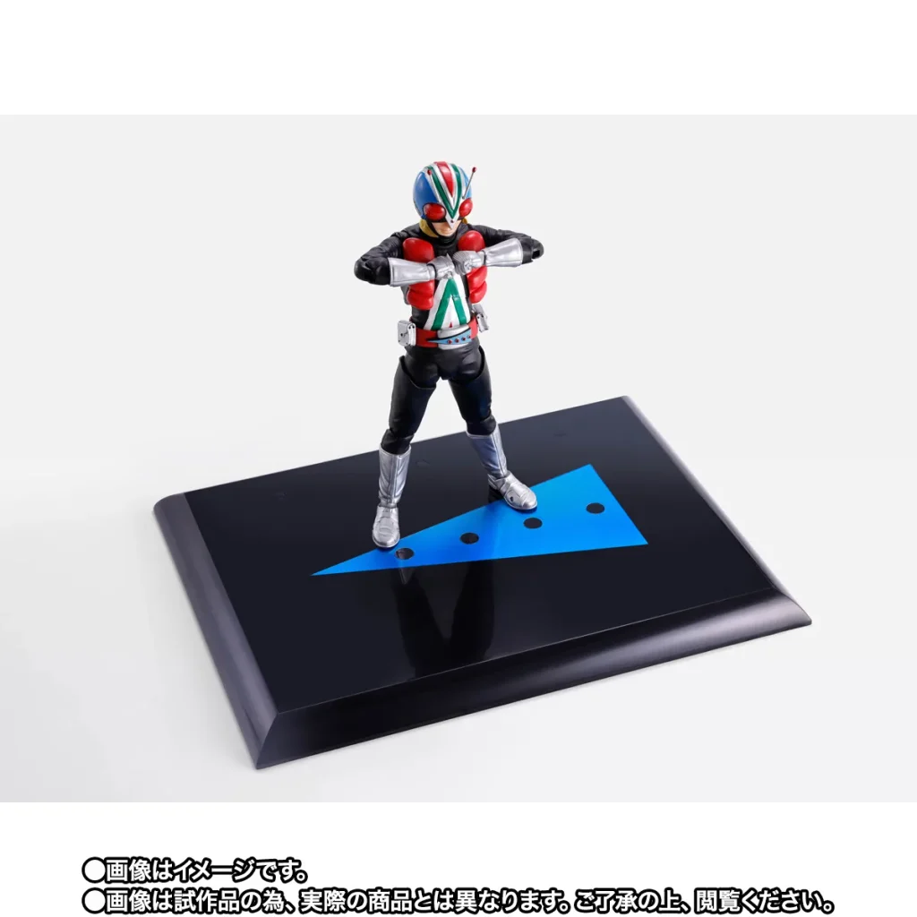Riderman ganha novo boneco com armas e moto especial
